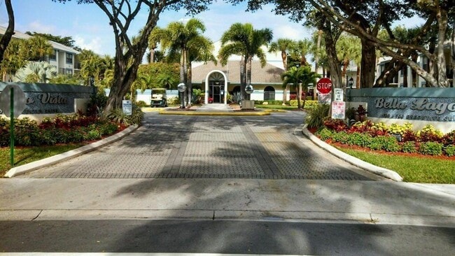 Photo - 706 Executive Center Dr Unit 12