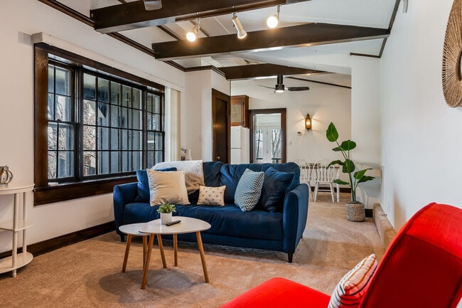 Building Photo - 316 Poplar Hill Ln Unit ID1252925P