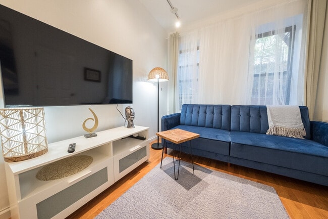 Building Photo - 317 E 75th St Unit SI ID1031996P