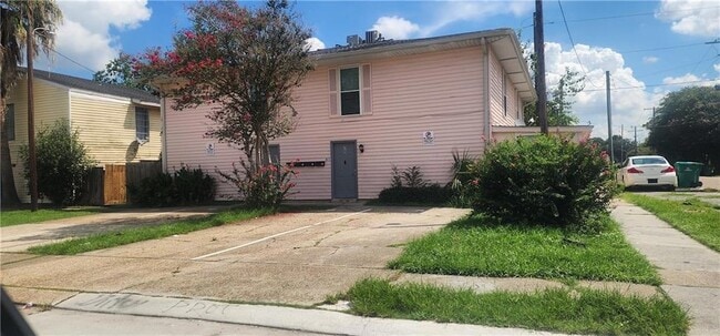 Photo - 241 Helen St