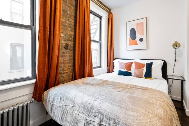 Photo - 104 Forsyth St Unit ID1013662P