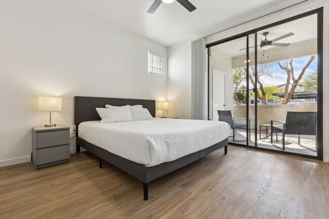 Photo - 9450 W Cabela Dr Unit ID1367352P