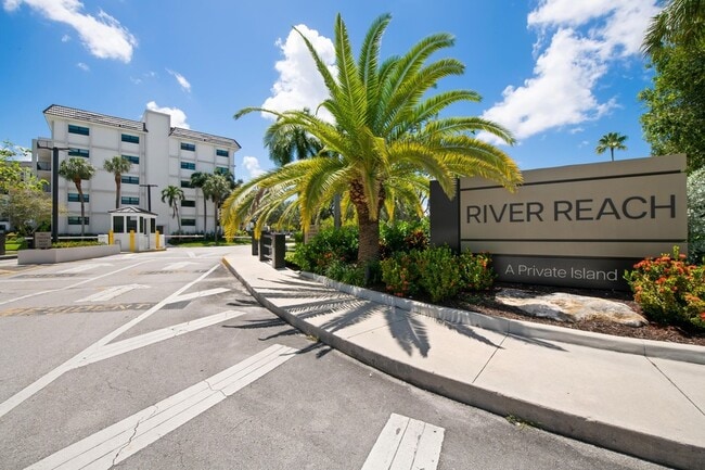 Photo - 1201 River Reach Dr Unit 202