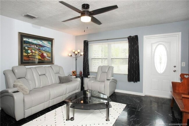 Photo - 3489 NE Linda Dr