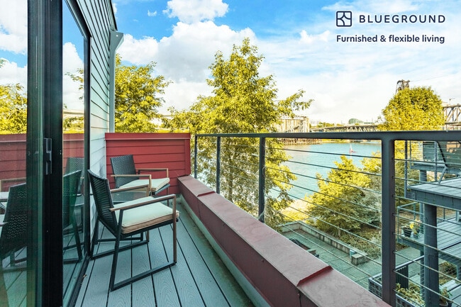 Photo - 730 NW Naito Pkwy Unit FL1-ID15