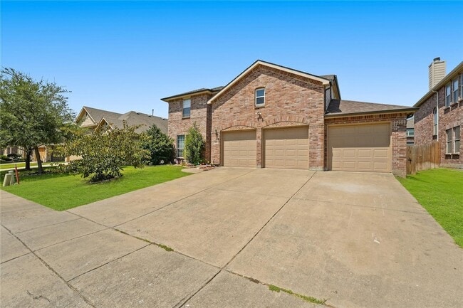 Photo - 308 Acklington Dr