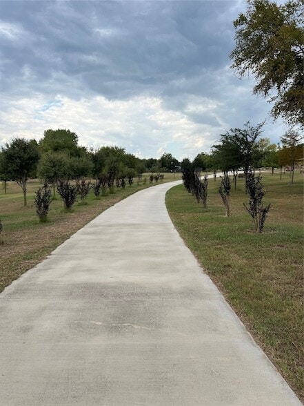 Building Photo - 7489 Red Bud Ln