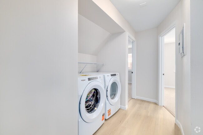 2BR, 1BA - 860SF - In Unit Laundry - Orchard View Apartments