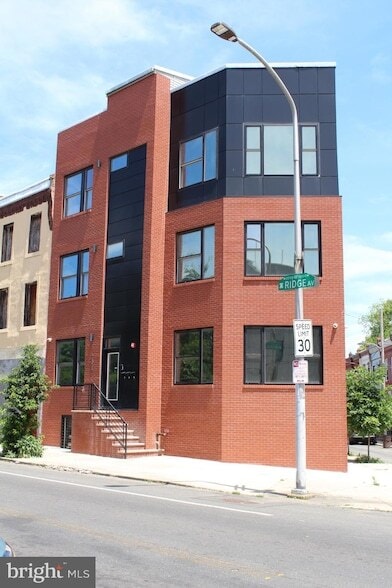 Photo - 3017 Ridge Ave
