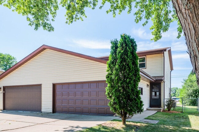 Photo - 1209 W Ridgeview Dr Unit ID1061635P