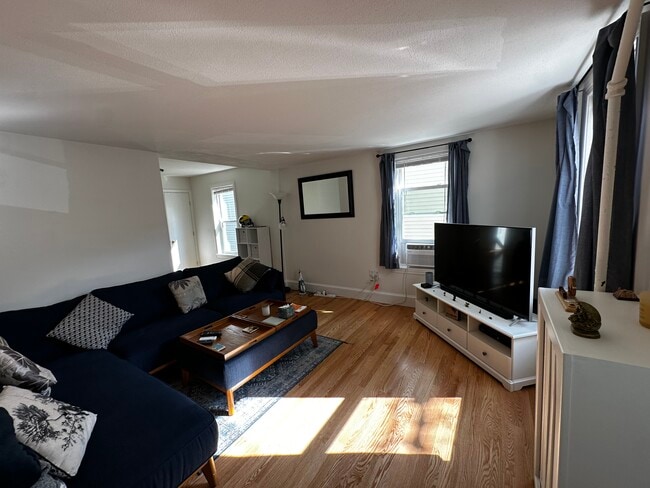 Nashua - 16 Nashua St