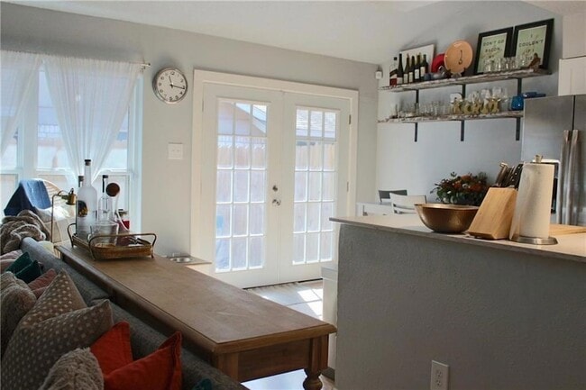 Photo - 1511 Rutland Dr Unit A