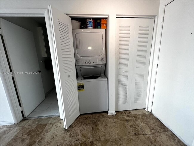 Photo - 133 NE 2nd Ave Unit 617