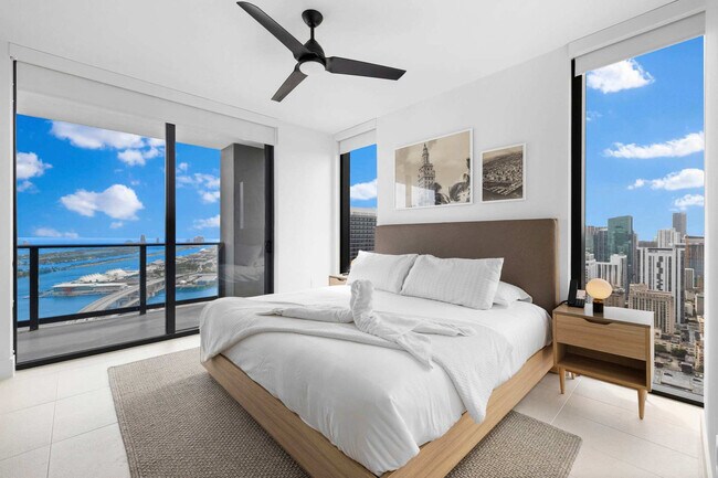 Photo - 159 NE 6th St Unit FL46-ID1032201P