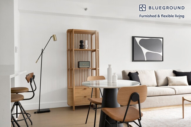 Photo - 311 W 50th St Unit FL2-ID692