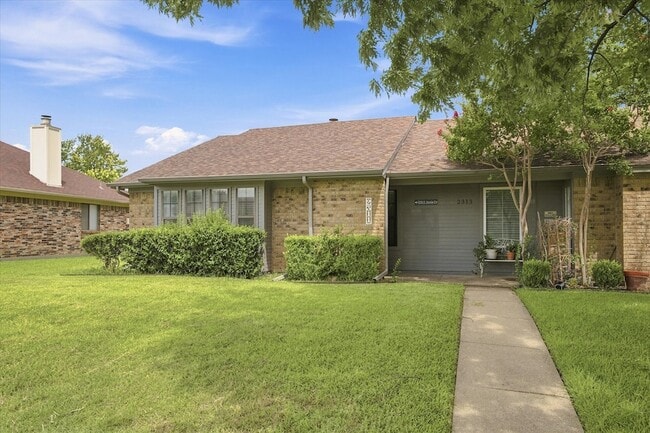 Building Photo - 2311 Jamie Dr