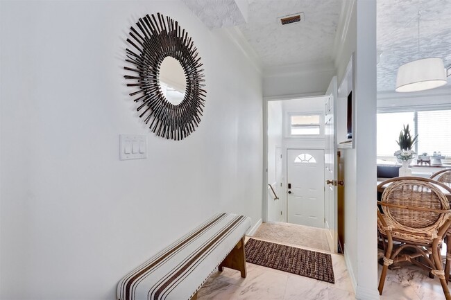 Photo - 338 Tarpon Ave