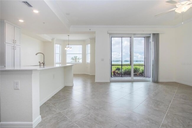 Photo - 1030 Tidewater Shores Loop Unit 106