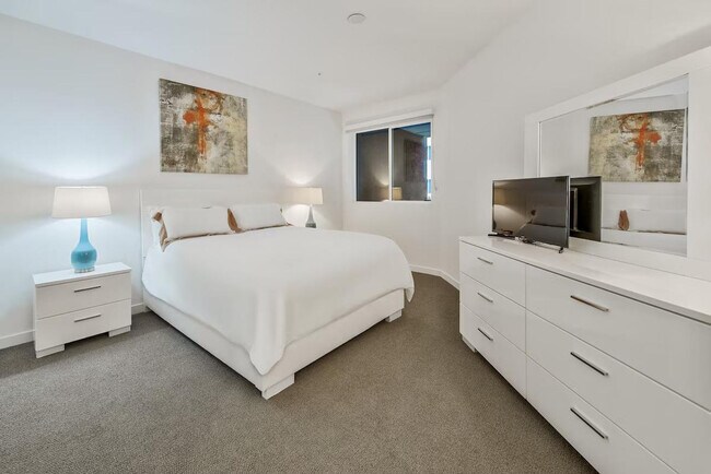 Photo - 593 Camino De La Reina Unit SI ID1287538P