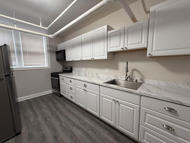 Photo - 546 Bergen Ave Unit B101