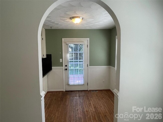 Photo - 23 44th Ave Pl NE