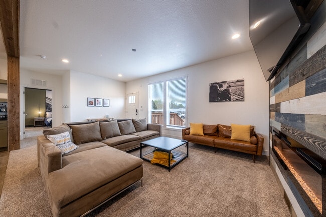 Photo - 523 W Vance Dr Unit ID1249895P