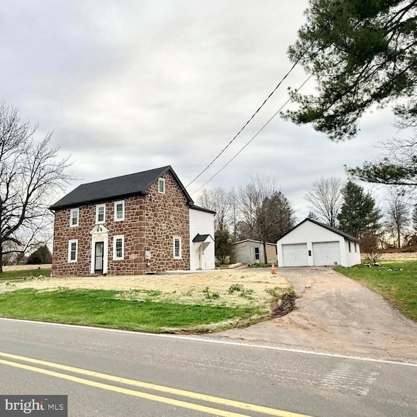 Photo - 760 Sanatoga Rd