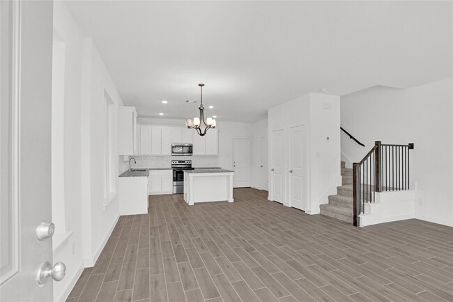 Photo - 312 Oakbend Dr