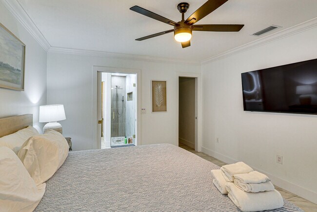 Photo - 4534 N Lake Dr Unit SI ID1608050P