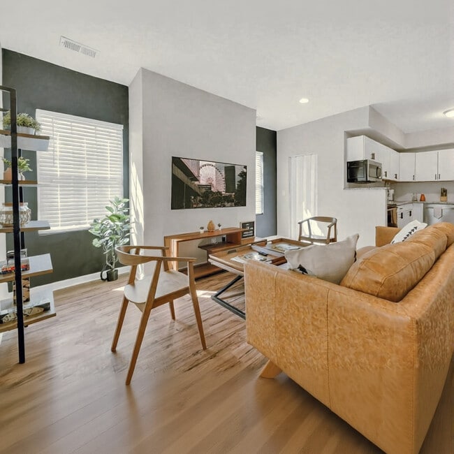 Building Photo - 945 Palmetto Ave SW Unit SI ID1609605P
