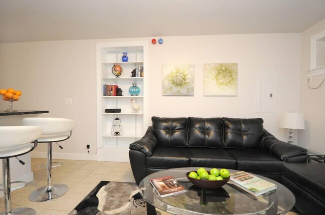 Photo - 724 East Capitol St NE Unit ID1011204P