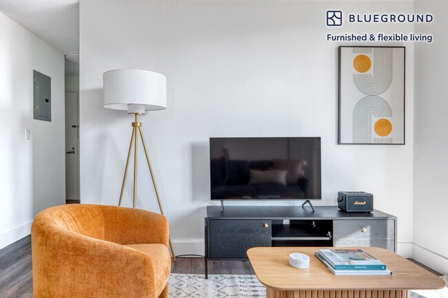 Photo - 470 2nd Ave Unit FL15-ID1063