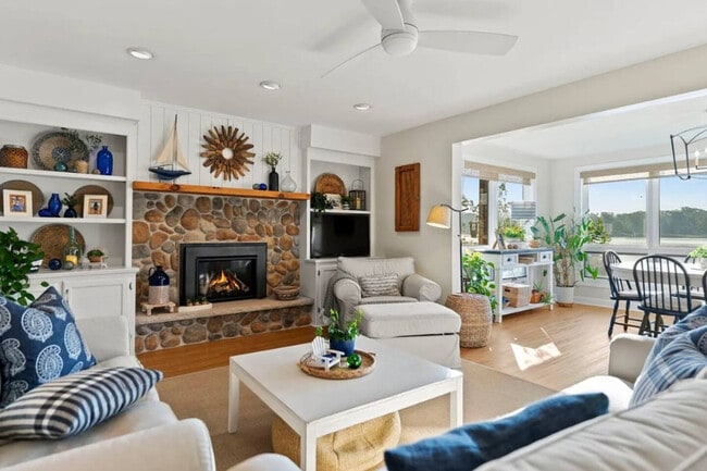 Photo - 4612 W Lake Shore Dr Unit SI ID1560829P