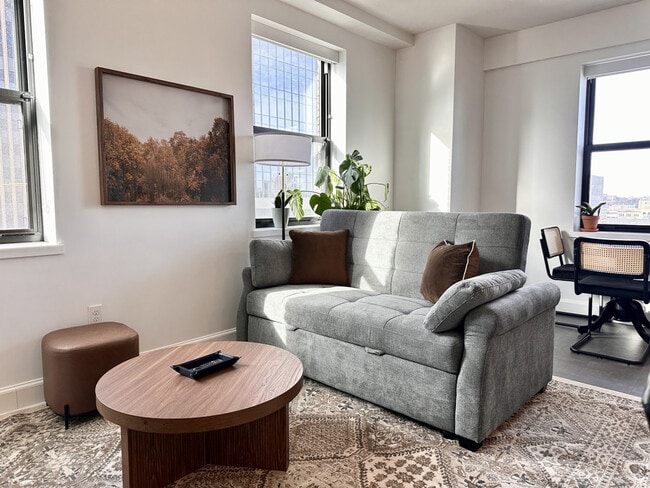 Photo - 758 N Broadway Unit ID1379067P