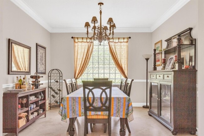 Photo - 8155 Viale Matera