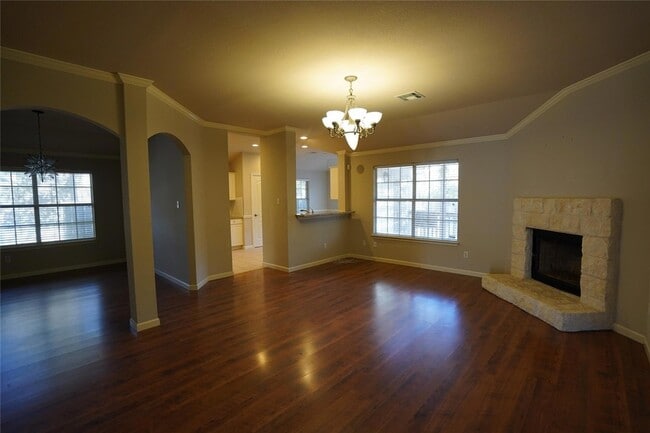 Photo - 5702 Fitchwood Ln
