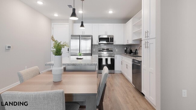 Building Photo - 1000 Western Breeze Circle Unit 3-109