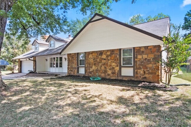 Photo - 11401 S 98th E Ave