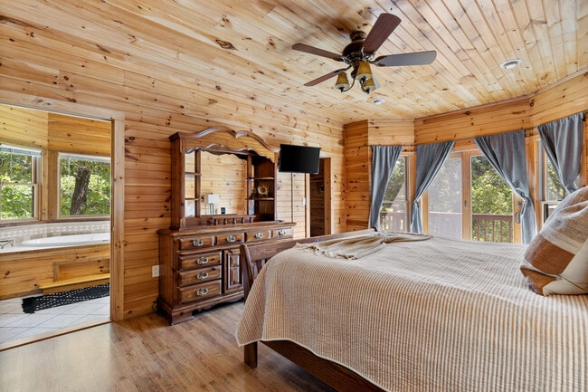 Building Photo - 1650 Loving Rd Unit SI ID1023146P