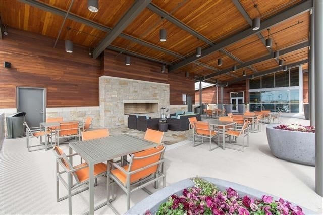 Photo - 4080 Freeman Way