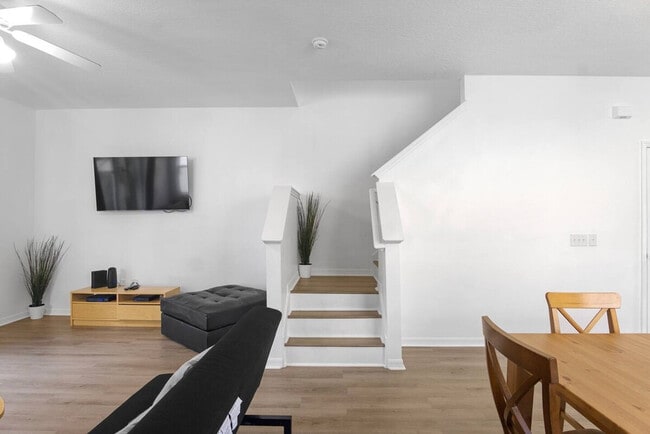 Photo - 2650 N Old Lake Wilson Rd Unit ID1094218P