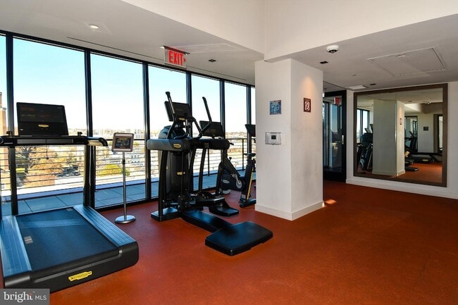 Building Photo - 1625 Eckington Pl NE Unit 610