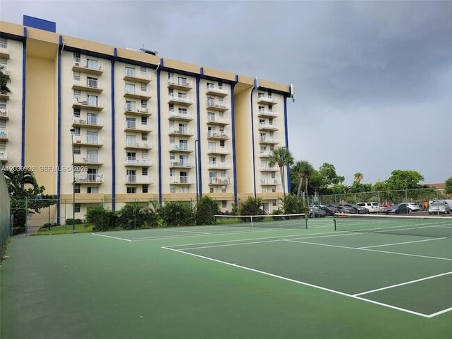 Photo - 4550 NW 9th St Unit 512E