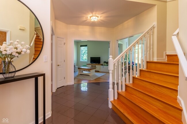 Photo - 4957 Shadow Rock Cir