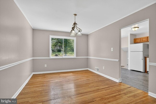 Photo - 7720 Loudon Dr