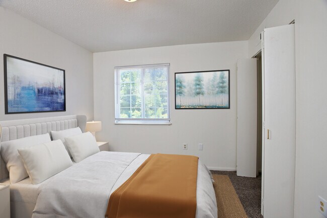 Photo - Rockridge Apartments