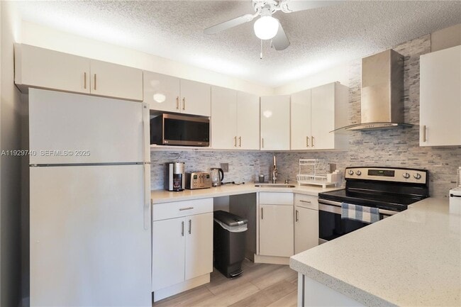 Photo - 313 Knotty Pine Cir Unit A-2