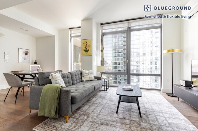 Building Photo - 42-10 27th St Unit FL13-ID1767