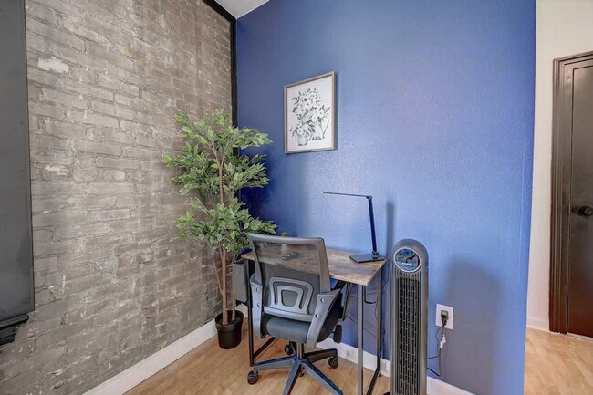 Photo - 1925 N Prospect Ave Unit ID1263107P