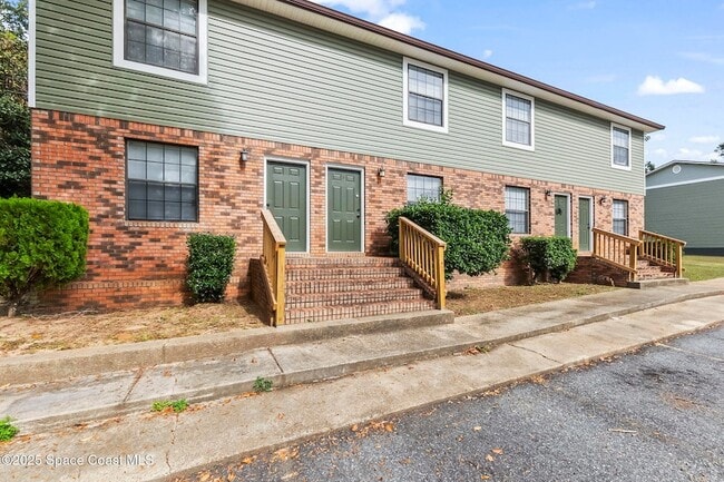 Building Photo - 4440 Dorothy Dr Unit 1